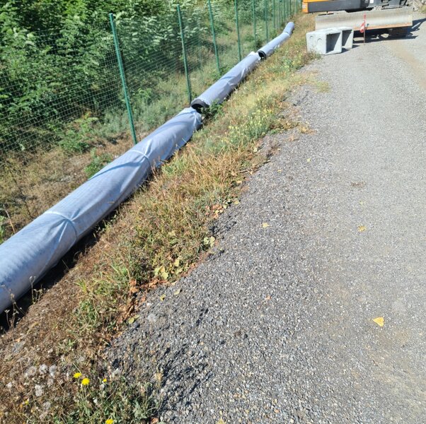 POSA TUBAZIONI E ASFALTATURA POSA TUBAZIONI E ASFALTATURA