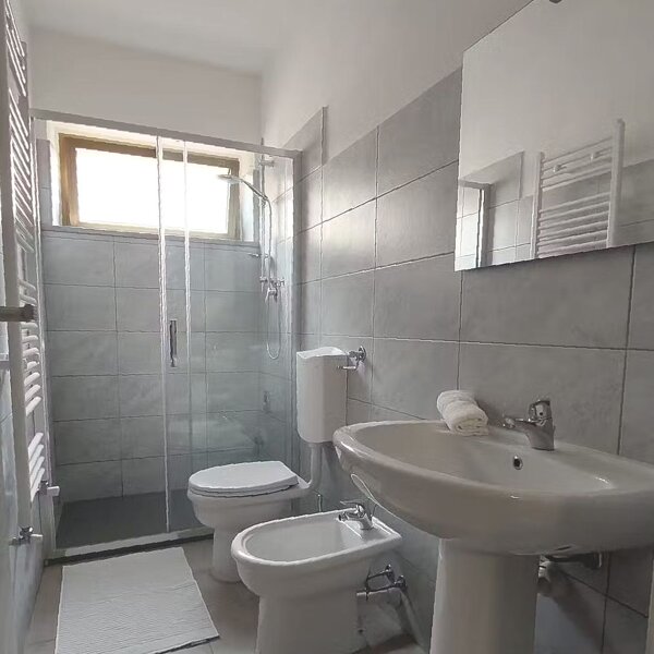 RISTRUTTURAZIONE BAGNO RISTRUTTURAZIONE BAGNO