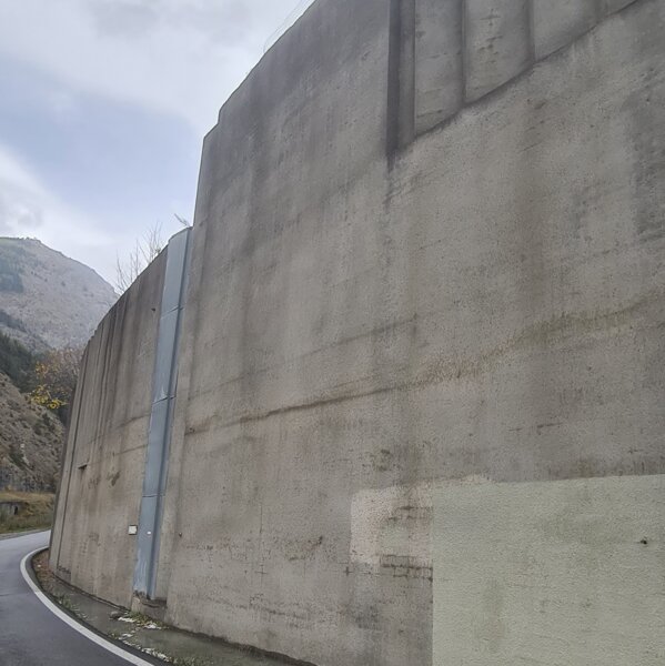 RISANAMENTO MURO ROCHEMOLLE RISANAMENTO MURO ROCHEMOLLE