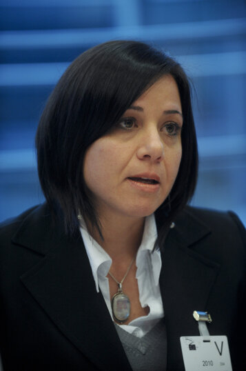 2199bff7-c370-47c4-b4c7-784a34532f91