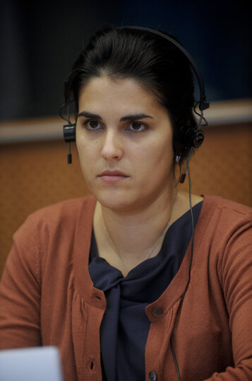 ef3fbb21-6e9e-455f-9543-d1d51b07ac74