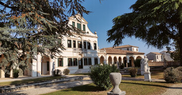 d28c05d7-9bd2-4851-9418-87874d999581