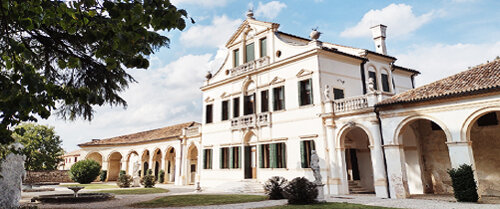 b2bf4930-7d51-4cee-8e2b-3fbc8a8be0dd b2bf4930-7d51-4cee-8e2b-3fbc8a8be0dd