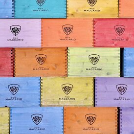 Le cassette colorate di Pico Maccario