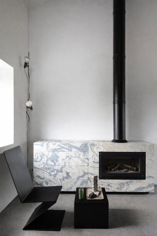02_interiors.jpeg 02_interiors.jpeg