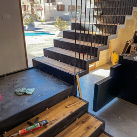 Posa di una Scala a Livigno.