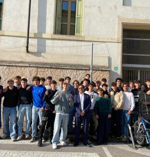 chatgpt image 23 feb 2026, 19_41_54-photoroom (1) chatgpt image 23 feb 2026, 19_41_54-photoroom (1)