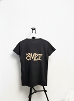 maglietta-con-stampa-sul-retro