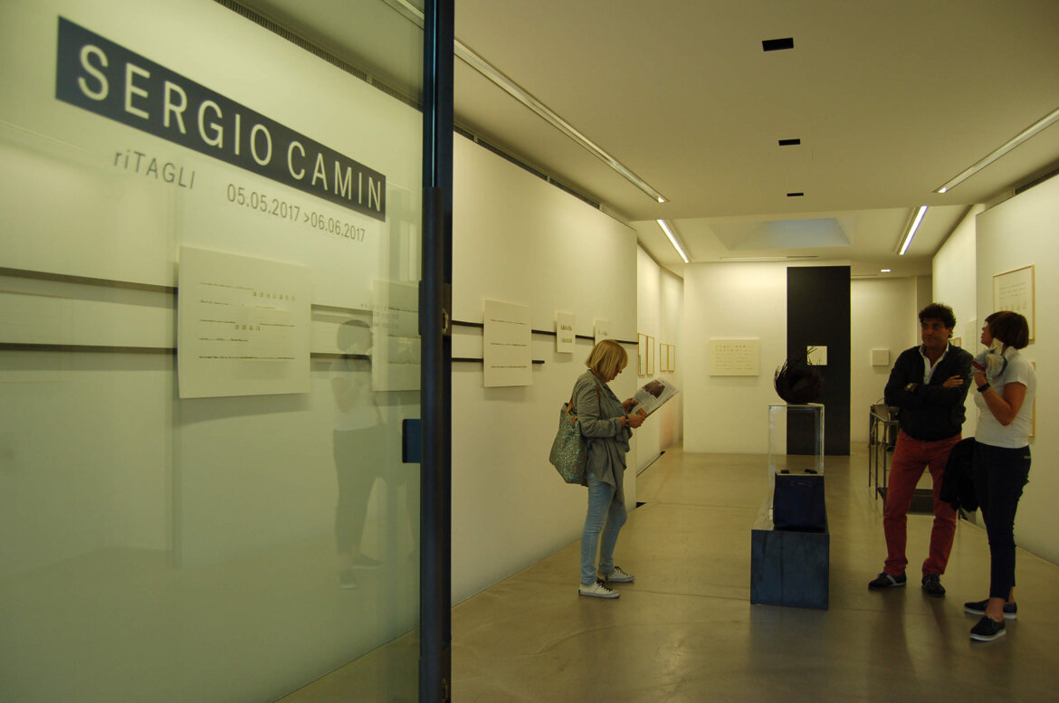 c2d27975-540c-478e-8d9d-c444c62a23c0