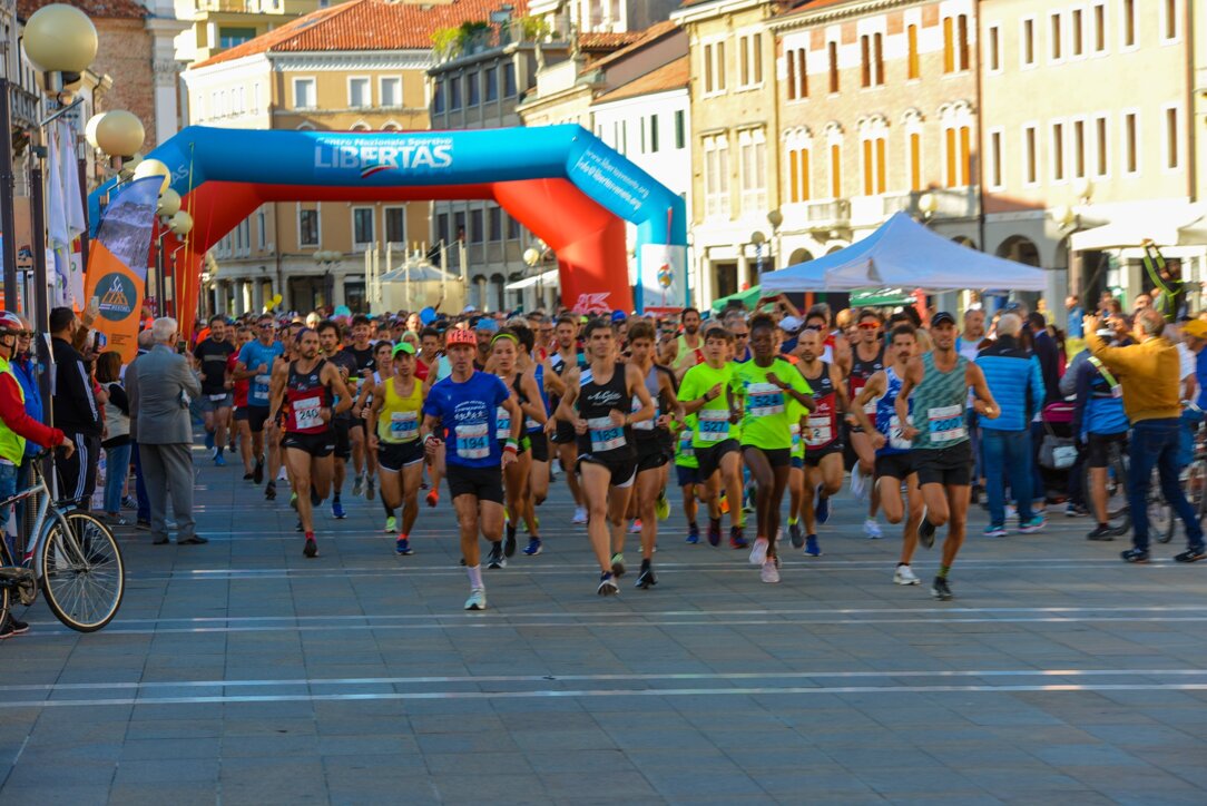 c7864762-ee4c-4bd4-a67e-c04e87133bc3