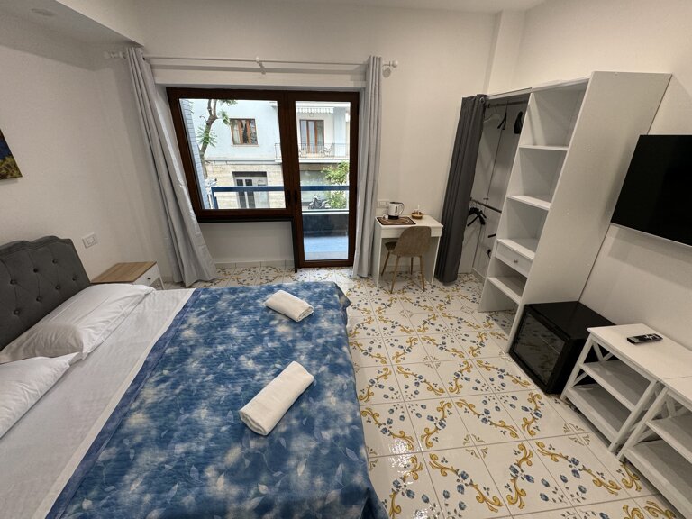 8e28fee2-2d76-4fca-820b-405568c38854 8e28fee2-2d76-4fca-820b-405568c38854