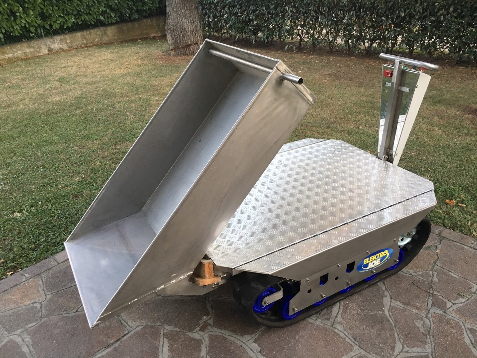 30437_5aa0c49f05133ccd69146cda1afc7573e32f03a8