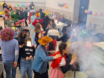 52ba6753-d536-46c5-aa72-f084eceae59d