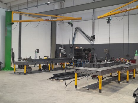 6158d073-57f0-4403-bc62-bf3735e5f6d5 6158d073-57f0-4403-bc62-bf3735e5f6d5