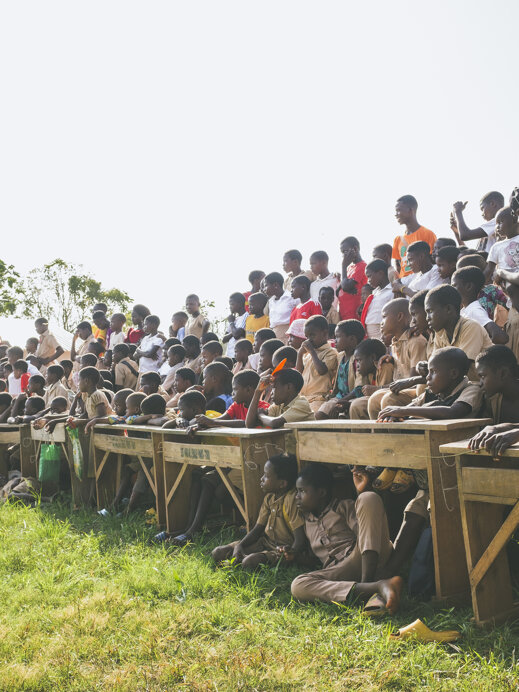 0bdbafd2-94f2-4dda-8c06-9e0b8a1872e9 0bdbafd2-94f2-4dda-8c06-9e0b8a1872e9