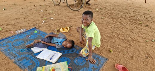 b66a0f69-80e9-46a6-b5cf-09d2b154081e