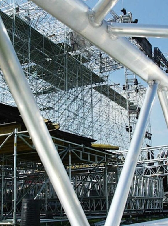 a2d9cc0b-e01b-4743-832f-f3b229564b95