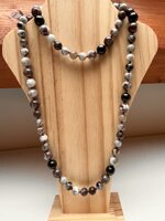 collana-con-pietre-dure-di-tormalina-fiore-di-prugna