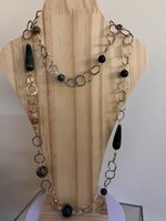 collana-con-pietre-dure-di-agata-e-catenella-in-acciaio