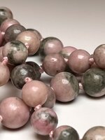 collana-con-pietre-dure-di-quarzite-lunga-80-cm