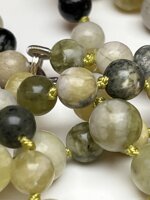 collana-con-pietre-dure-di-giada