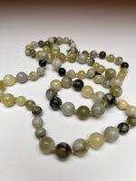 collana-con-pietre-dure-di-giada