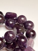 collana-con-pietre-dure-di-ametista-sferiche-e-rettangolari