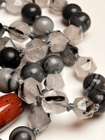 collana-con-pietre-dure-di-taiji-e-quarzo-rutilato