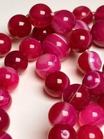 collana-con-pietre-dure-di-agata-fucsia