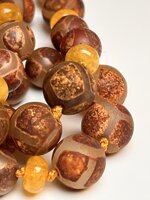 collana-con-pietre-dure-di-agata-tibetana-e-calcedonio-a-rondelle