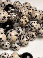 collana-con-pietre-dure-di-diaspro-dalmata-e-onice