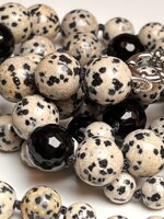 collana-con-pietre-dure-di-diaspro-dalmata-e-onice