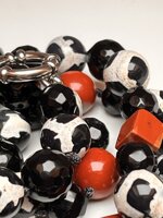 collana-con-pietre-dure-tibetane-onice-e-diaspro