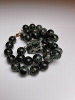 collana-con-pietre-dure-di-diaspro-kambaba