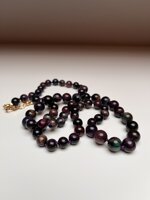 collana-con-pietre-dure-di-occhio-di-tigre-con-varie-sfumature