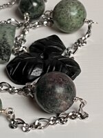 collana-realizzata-a-mano-con-pietre-di-diaspro-e-catenella-in-acciaio-inossidabile-placcata-oro-18k