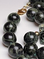 collana-con-pietre-dure-di-diaspro-kambaba