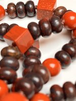 collana-con-pietre-dure-di-diaspro-rosso-e-diaspro-brecciato