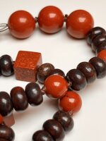 collana-con-pietre-dure-di-diaspro-rosso-e-diaspro-brecciato