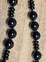 collana-con-pietre-dure-di-agata-nera