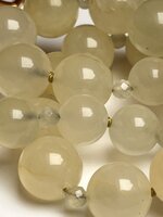 collana-con-pietre-dure-di-new-jade