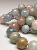 collana-con-pietre-dure-di-morganite-due-lunghezze