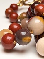 collana-con-pietre-dure-di-mokaite