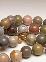 collana-con-pietre-dure-naturali-alxa-rara