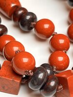 collana-con-pietre-dure-di-diaspro-rosso-e-brecciato