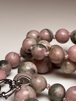 collana-con-pietre-dure-di-quarzite-lunga-80-cm