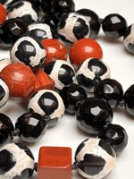 collana-con-pietre-dure-tibetane-onice-e-diaspro