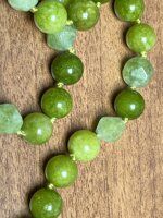 collana-con-pietre-dure-di-peridoto