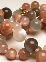 collana-con-pietra-di-luna-varie-sfumature