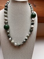 collana-con-pietre-dure-di-agata-albero-e-agata-verde